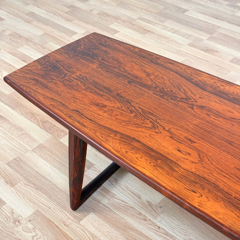 Coffee table in santos rosewood, 1950s-60s, Denmark - Beyo Vintage