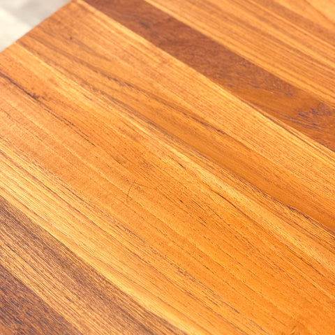 Coffee table in solid teak, 1950s-60s, Denmark - Beyo Vintage