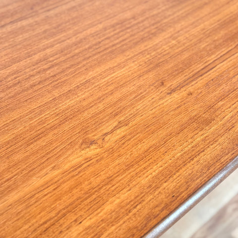 Coffee table in teak, 1950s-60s - Beyo Vintage