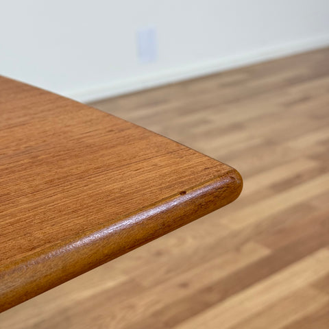 Coffee table in teak, 1950s-60s - Beyo Vintage