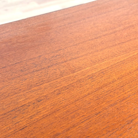 Coffee table in teak, 1950s-60s, Denmark - Beyo Vintage