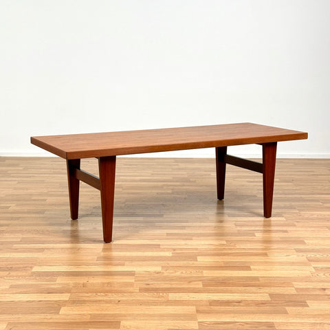 Coffee table in teak, 1950s-60s, Denmark - Beyo Vintage
