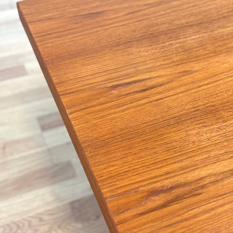 Coffee table in teak, 1950s-60s, Denmark - Beyo Vintage