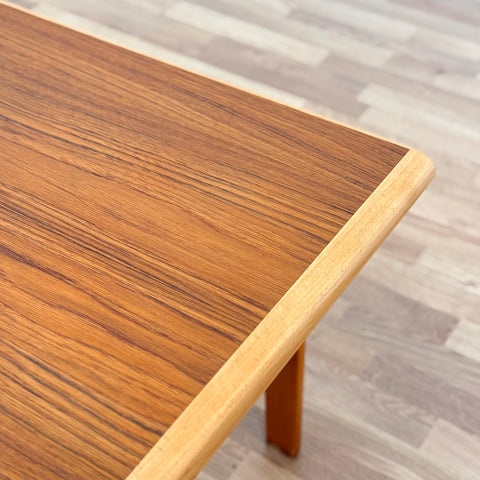 Coffee table in teak, 1950s-60s - Beyo Vintage