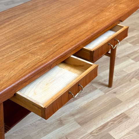 Coffee table in teak with 4 drawers, 1950s-60s, Denmark - Beyo Vintage
