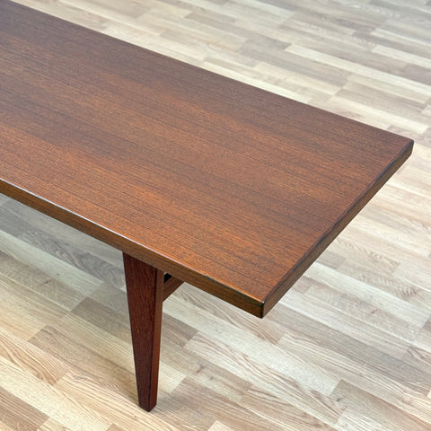 Coffee table in teak with walnut stain, 1950s-60s, Denmark - Beyo Vintage