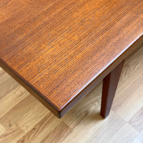 Coffee table in teak with walnut stain, 1950s-60s, Denmark - Beyo Vintage