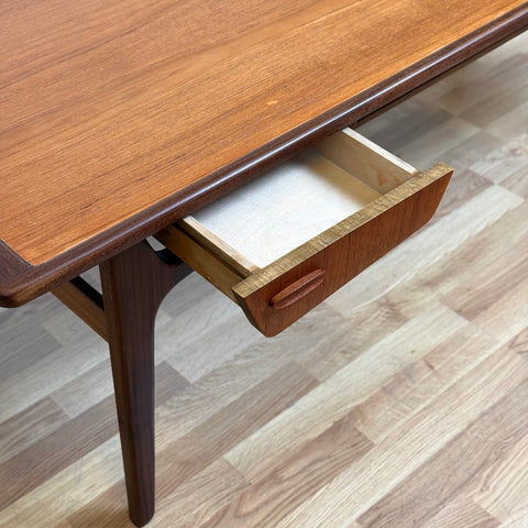 Coffee table with 4 drawers in teak, 1950s-60s, Denmark - Beyo Vintage