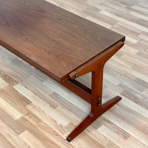 PRICE Coffee table with double top surface in teak, 1950s-60s, Denmark - Beyo Vintage