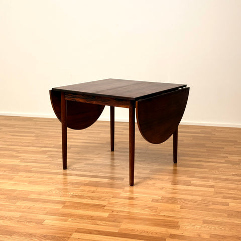 Danish dining table in Santos rosewood in the style of Arne Vodder