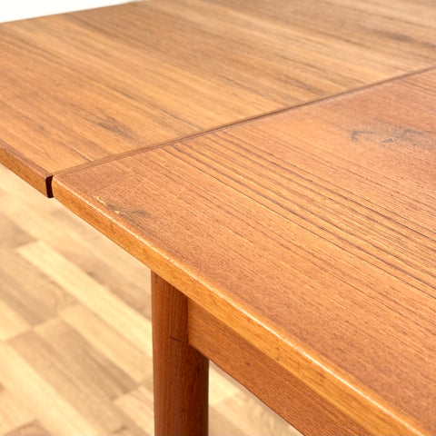 Dining table in teak, 1950s-60s, Denmark - Beyo Vintage