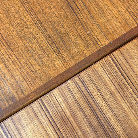 Dining table in teak, 1950s-60s, Denmark - Beyo Vintage
