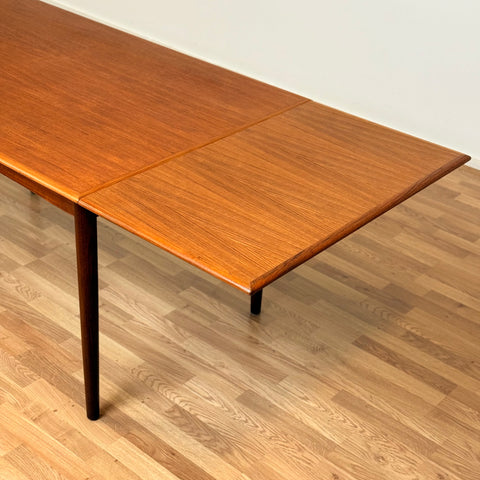 Dining table in teak, 1950s-60s, Denmark - Beyo Vintage