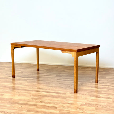 Dining table in teak and oak by Børge Mogensen, 1950s-60s, Denmark - Beyo Vintage