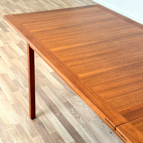 Dining table in teak by Bertil Fridhagen, 1950s-60s, Denmark - Beyo Vintage