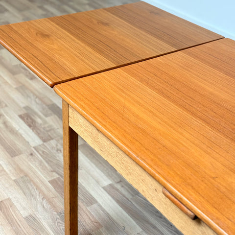 Dining table in teak and oak, 1950s-60s, Denmark - Beyo Vintage