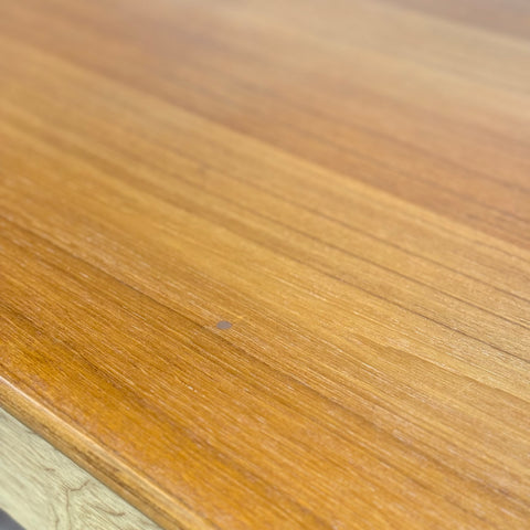 Dining table in teak and oak, 1950s-60s, Denmark - Beyo Vintage