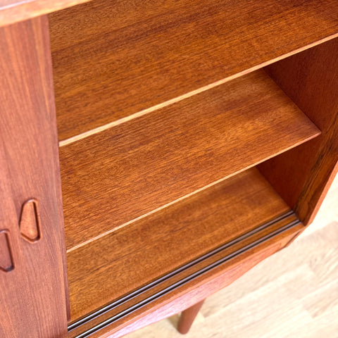 Highboard in teak, 1950s-60s, Denmark - Beyo Vintage