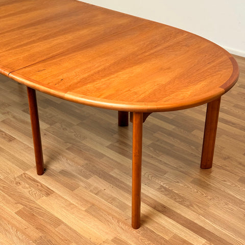 Danish large oval dining table in cherry by Skovby