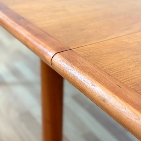 Danish large oval dining table in cherry by Skovby