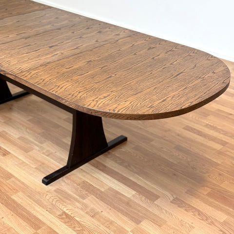 Oval dining table in oak, 1950s-60s, Denmark - Beyo Vintage