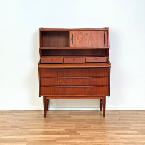 Highboard in teak, 1950s-60s, Denmark - Beyo Vintage