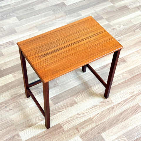 Set of 3 nest of tables in teak, 1950s-60s Denmark - Beyo Vintage