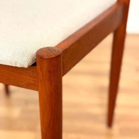 Set of 4 dining chairs in solid teak by Skovmand & Andersen, 1950s-60s, Denmark - Beyo Vintage