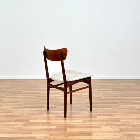 Set of 8 dining chairs in teak by Schionning and Elgaard, 1950s-60s, Denmark - Beyo Vintage