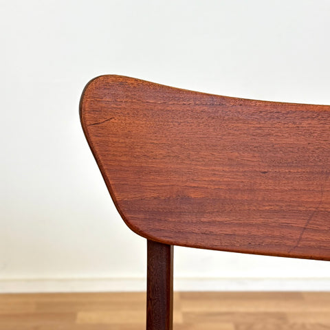 Set of 8 dining chairs in teak by Schionning and Elgaard, 1950s-60s, Denmark - Beyo Vintage