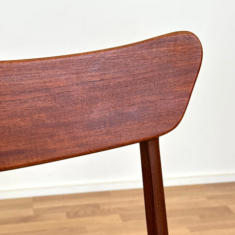 Set of 8 dining chairs in teak by Schionning and Elgaard, 1950s-60s, Denmark - Beyo Vintage