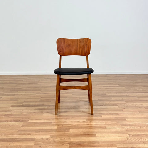 Set of 4 dining chairs in teak & oak by Ib Kofod-Larsen, 1950s-60s, Denmark - Beyo Vintage