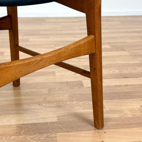Set of 4 dining chairs in teak & oak by Ib Kofod-Larsen, 1950s-60s, Denmark - Beyo Vintage