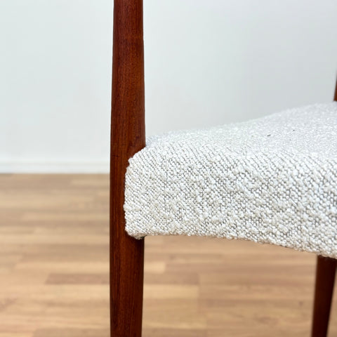 Set of 6 dining chairs in solid teak, Denmark, 1960s - Beyo Vintage