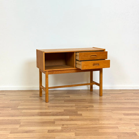 Side table in oak, 1950s-60s, Denmark - Beyo Vintage