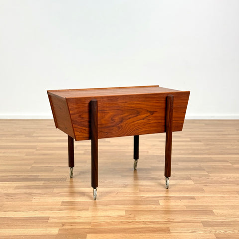 Side table / Sewing table in teak, 1950s-60s, Denmark - Beyo Vintage