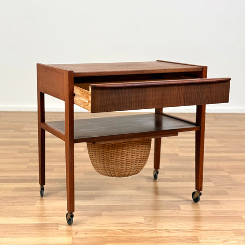 Side table / Trolley in teak, 1950s-60s, Denmark - Beyo Vintage
