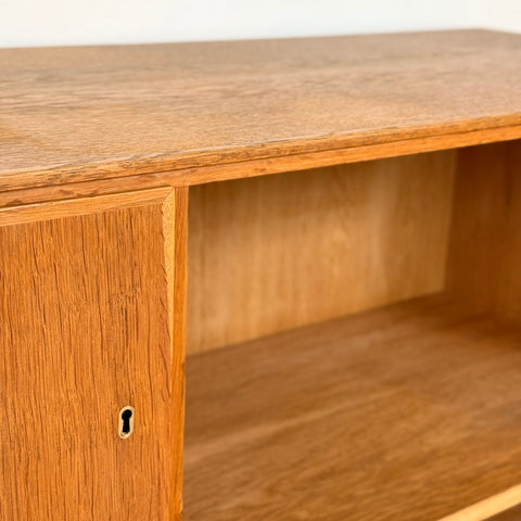 Sideboard in oak,ca 1970s, Denmark - Beyo Vintage
