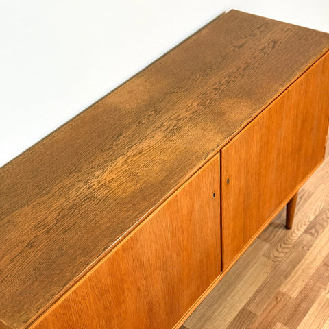 Sideboard in oak,ca 1970s, Denmark - Beyo Vintage