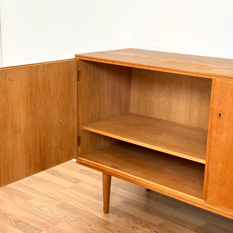 Sideboard in oak,ca 1970s, Denmark - Beyo Vintage