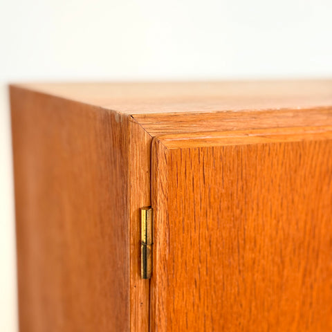Sideboard in oak by Poul Hundevad, 1950s-60s, Denmark - Beyo Vintage