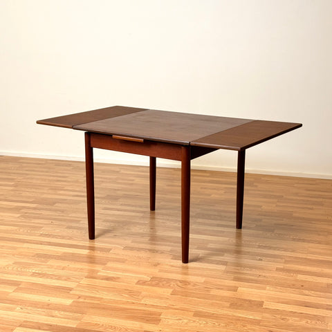 Danish small dining table in teak