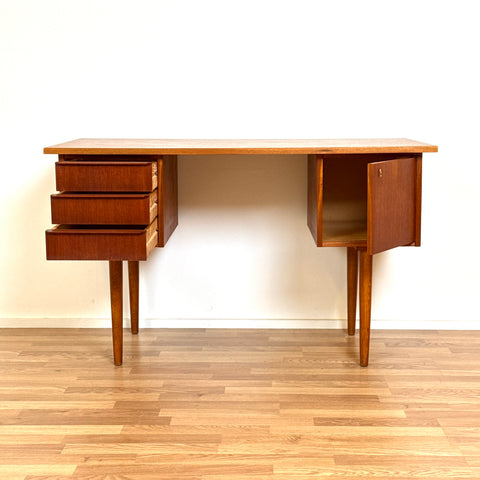 Small writing desk in teak, 1950s-60s, Denmark - Beyo Vintage