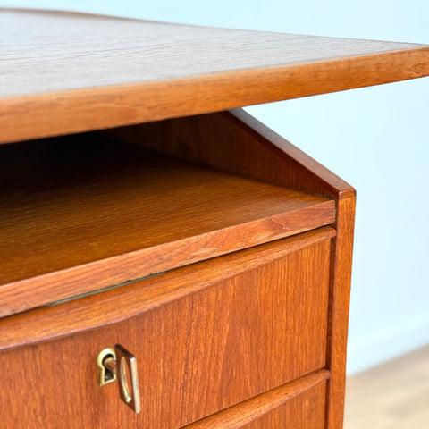 Writing desk in teak, 1950s-60s, Denmark - Beyo Vintage