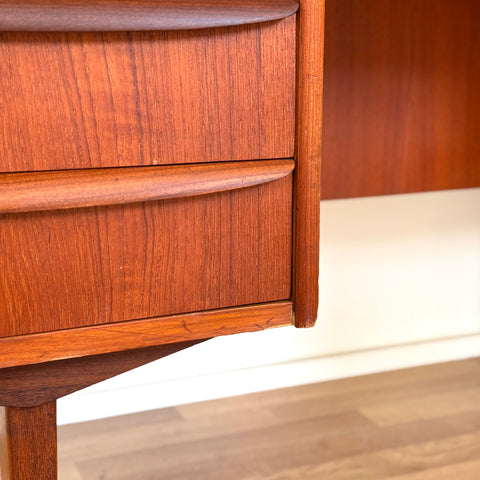 Writing desk in teak, 1950s-60s, Denmark - Beyo Vintage