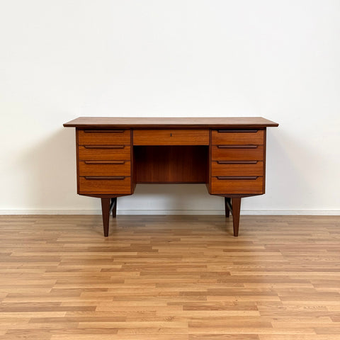 Writing desk in teak, 1950s-60s, Denmark - Beyo Vintage