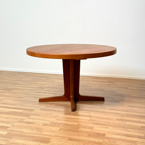 Dining round table in teak by Kai Kristiansen , 1950s-60s, Denmark - Beyo Vintage