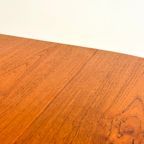 Dining round table in teak by Kai Kristiansen , 1950s-60s, Denmark - Beyo Vintage