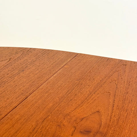 Dining round table in teak by Kai Kristiansen , 1950s-60s, Denmark - Beyo Vintage
