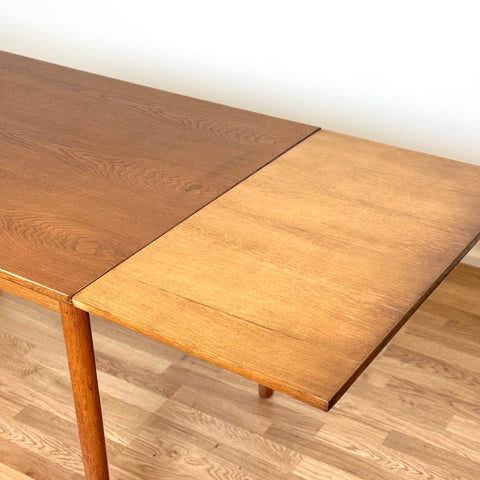 Dining table in oak, 1950s-60s, Denamark - Beyo Vintage